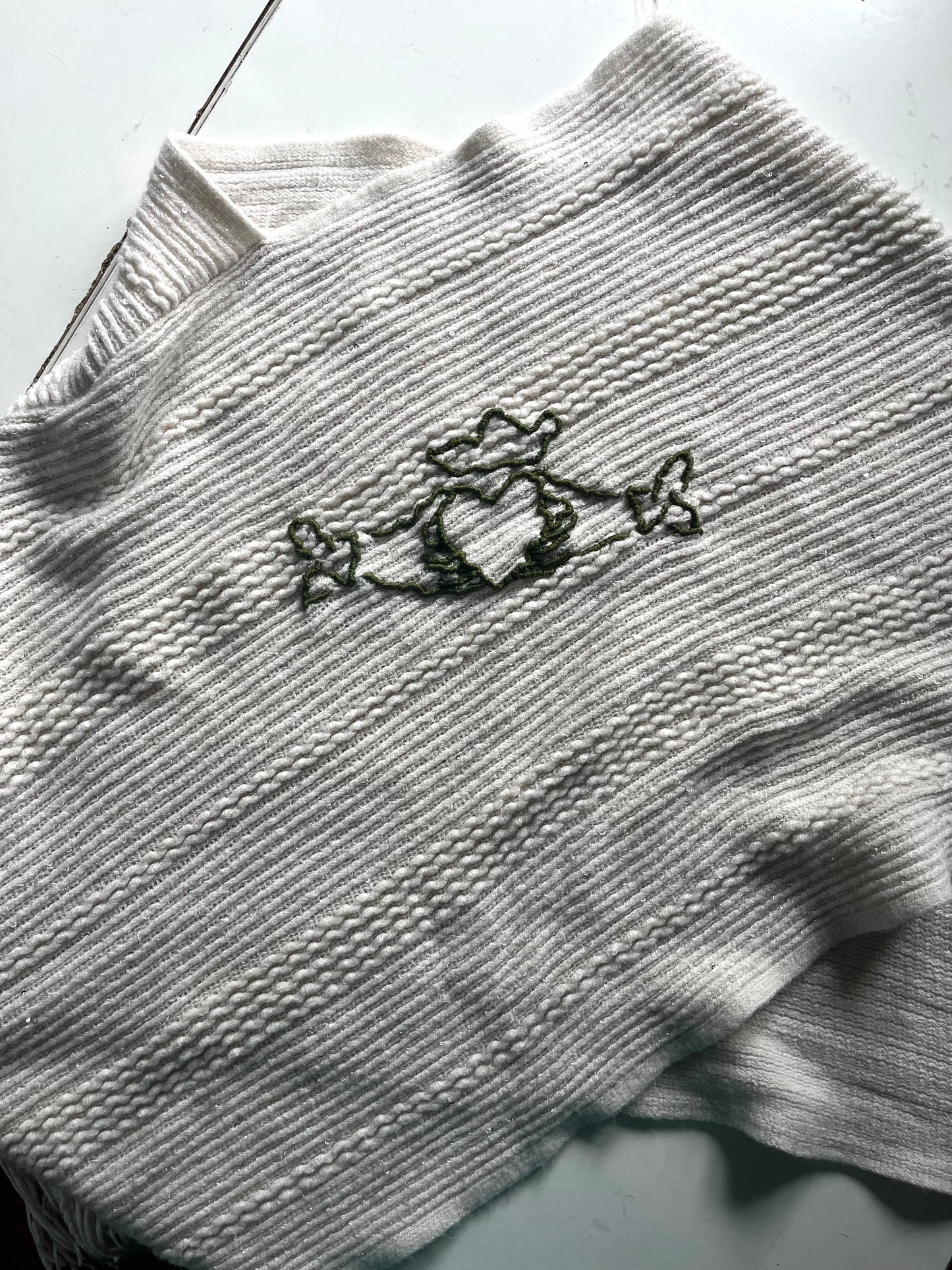 Yarn claddagh shawl LARGE