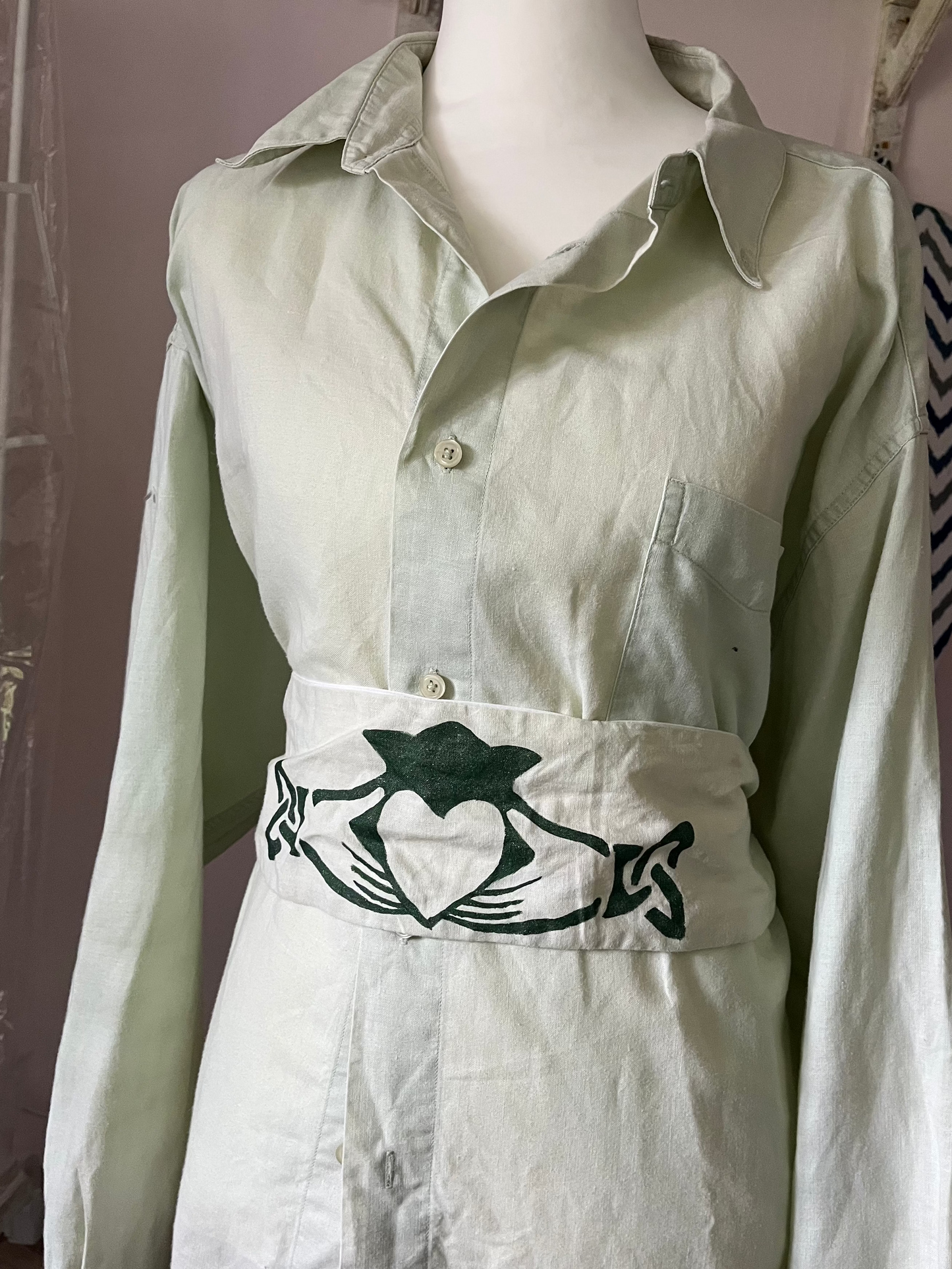 Green shirt with Claddagh Belt LARGE